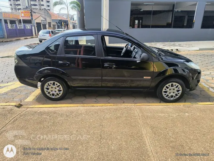 Fiesta Sed. 1.6 8V Flex 4p