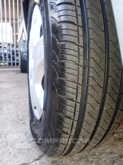 CELTA 1.0 MPFI Life 8V