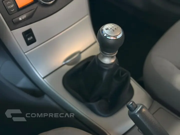 COROLLA 1.8 GLI 16V FLEX 4P MANUAL