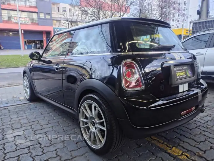 ONE 1.6 16V