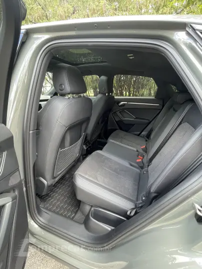 Q3 2.0 40 TFSI Sportback Performance Black Quattro