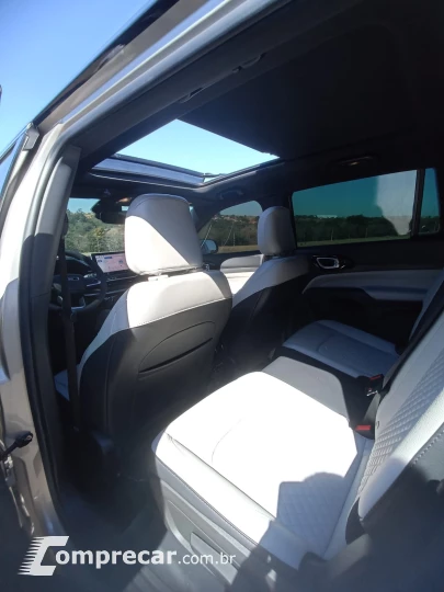 COMMANDER 1.3 T270 Turbo Overland