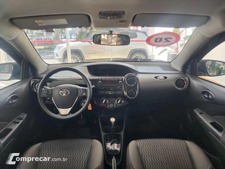 ETIOS 1.5 X PLUS 16V FLEX 4P AUTOMÁTICO