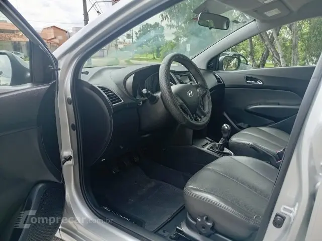 HB20 - 1.6 COMFORT PLUS 16V 4P MANUAL