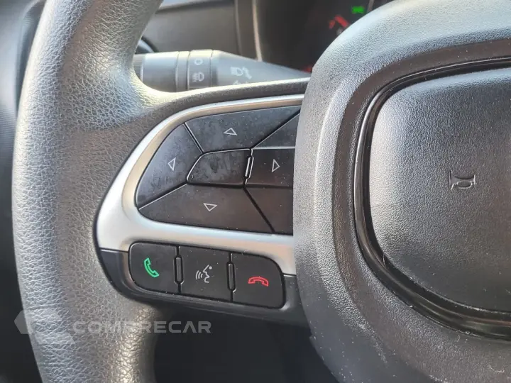 Strada Volcano 1.3 Flex 8V CD