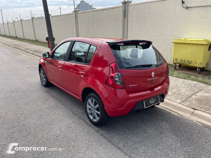 SANDERO 1.6 GT Line Limited
