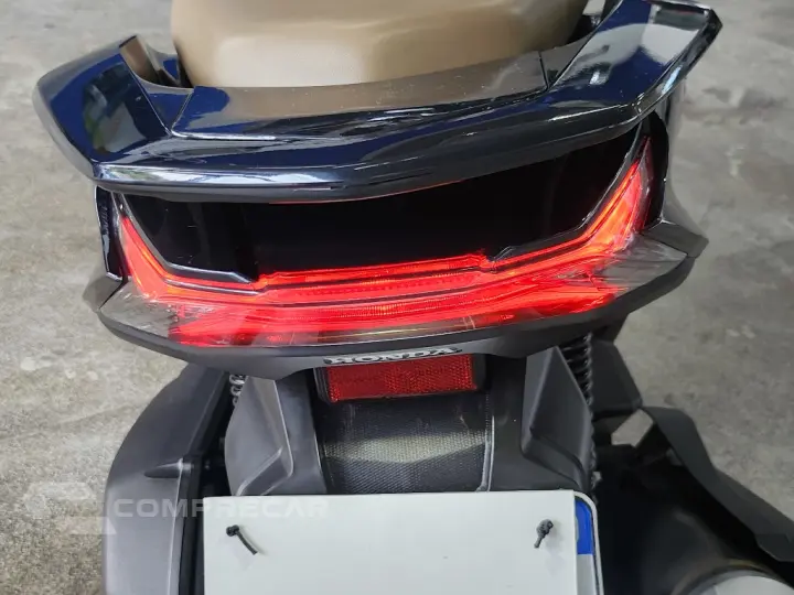PCX DLX