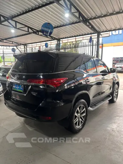 HILUX SW4 2.8 SRX 4X4 7 Lugares 16V Turbo Intercooler