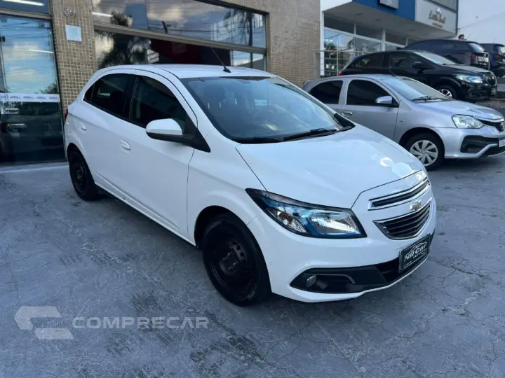 ONIX HATCH LT 1.4 8V FlexPower 5p Mec.
