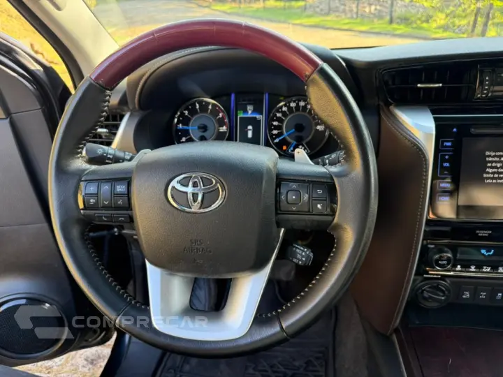 HILUX SW4 2.8 SRX 4X4 7 LUGARES 16V TURBO INTERCOOLER DIESEL