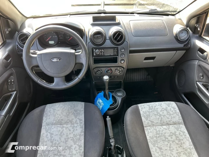 Fiesta Sedan 1.0 8V Flex 4p