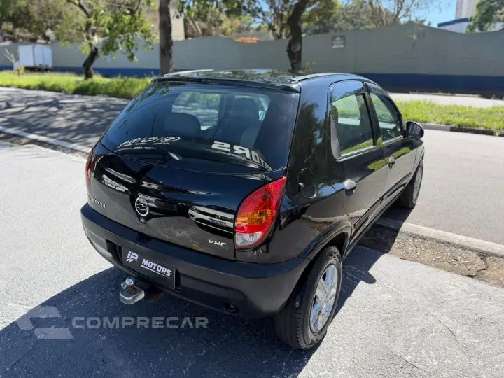 CELTA 1.0 MPFI Life 8V
