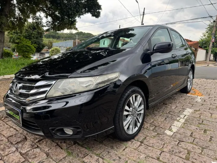 CITY Sedan LX 1.5 Flex 16V 4p Aut.