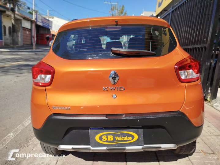 Kwid Outsider 1.0