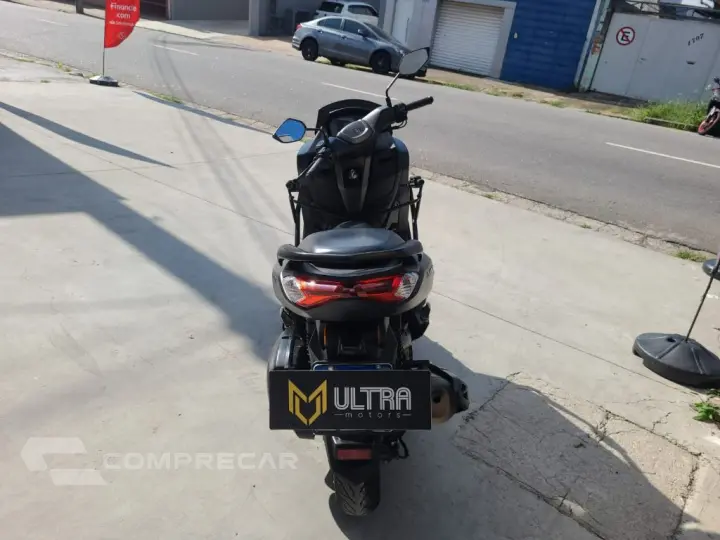 NMAX Connected 160 ABS