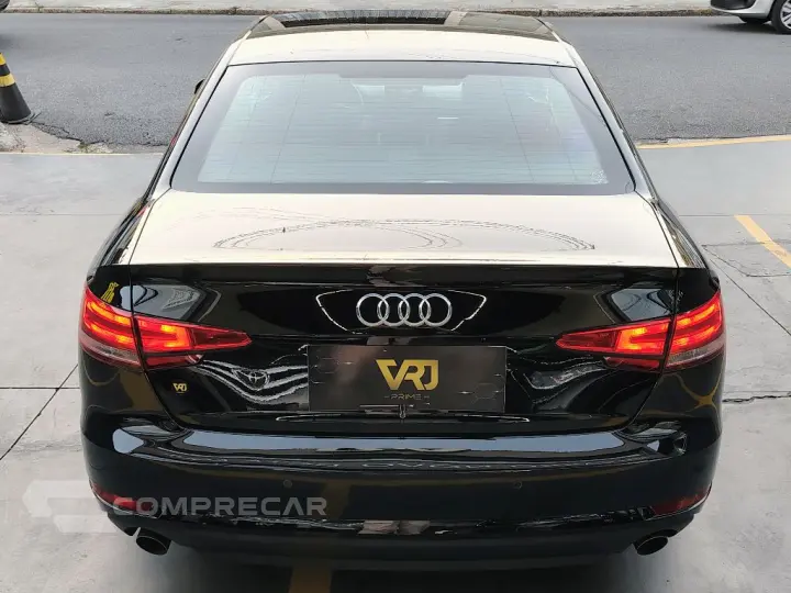 A4 Attraction 2.0 TFSI 190cv S tronic