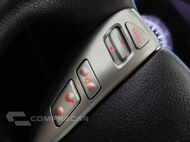 VERSA - 1.6 16V SL 4P MANUAL