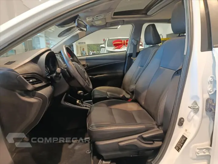 YARIS 1.5 16V FLEX SEDAN XLS CONNECT MULTIDRIVE