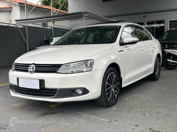 JETTA 2.0 TSI Highline 200cv