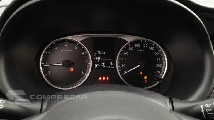 KICKS PLAY 1.6 16V FLEXSTART SENSE XTRONIC