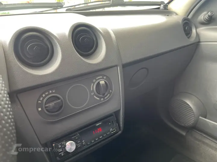 CELTA 1.0 MPFI Life 8V