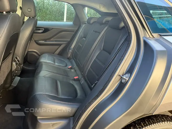 F-PACE 2.0 16V Turbo Prestige AWD