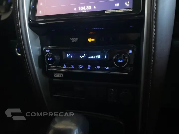 HILUX SW4 2.7 SRV 7 LUGARES 4X2 16V FLEX 4P AUTOMÁTICO