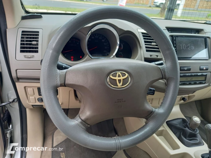 Hilux SW4 3.0 16V 4P SRV 4X4 TURBO DIESEL AUTOMÁTICO