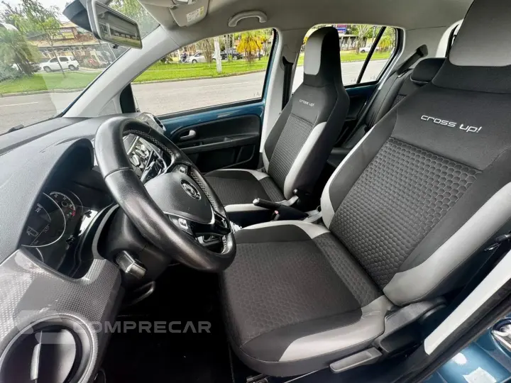 Cross Up 1.0 Tsi 12V Flex 4P Manual