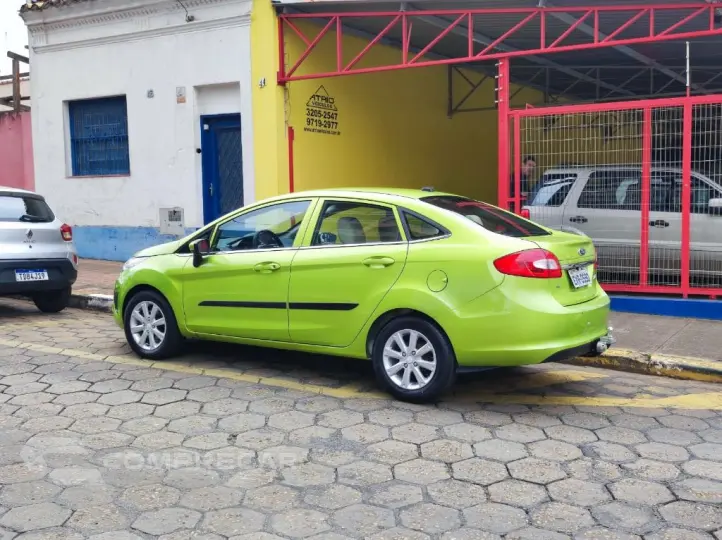 Fiesta Sedan SE 1.6 16V Flex 4p