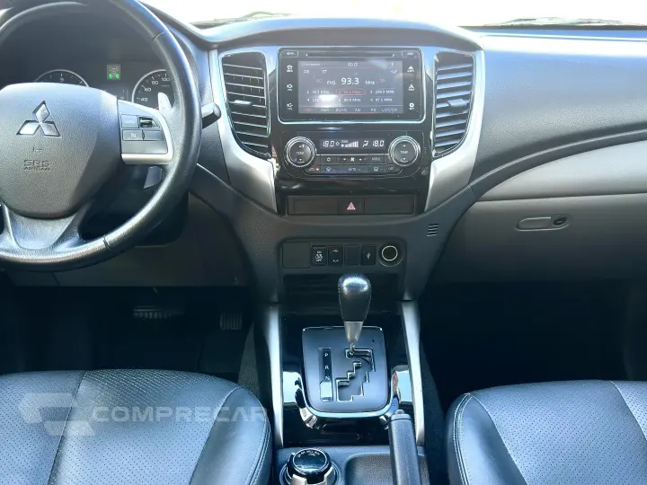 L200 TRITON 2.4 16V TURBO DIESEL SPORT HPE TOP CD 4P 4X4 AUT