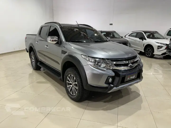 L200 TRITON 2.4 16V Turbo Sport Hpe-s CD 4X4