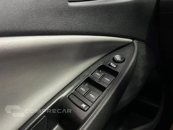 ONIX HATCH PREM. 1.0 12V TB Flex 5p Aut.