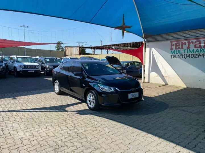 ONIX 1.0 Turbo Plus LT