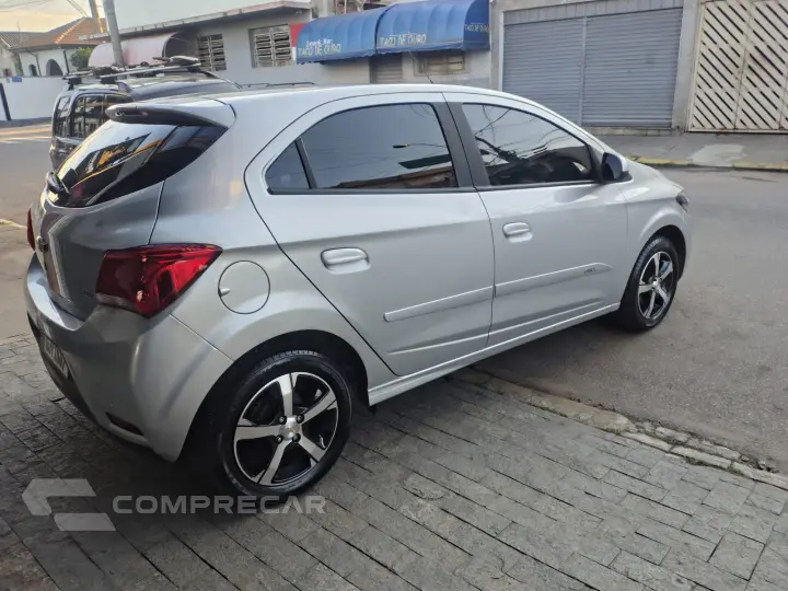 ONIX 1.4 MPFI LTZ 8V