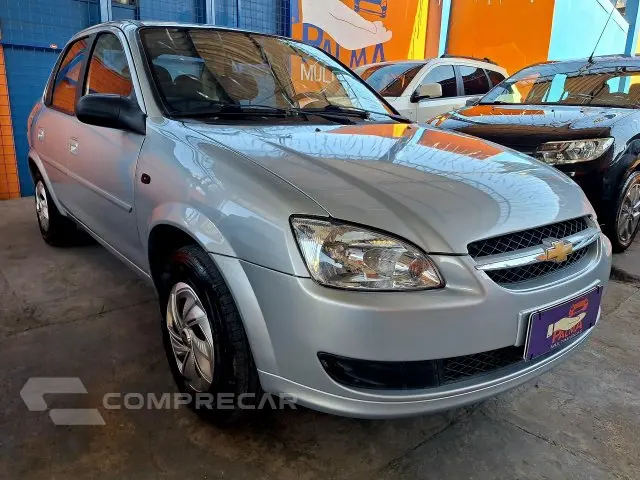 CLASSIC - 1.0 MPFI LS 8V 4P MANUAL