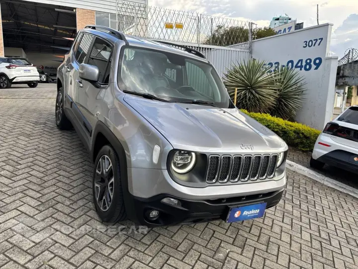 Renegade Longitude 1.8 4x2 Flex 16V Aut.