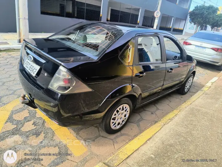 Fiesta Sed. 1.6 8V Flex 4p