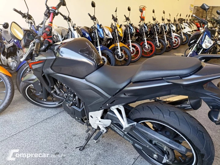 CB 500F