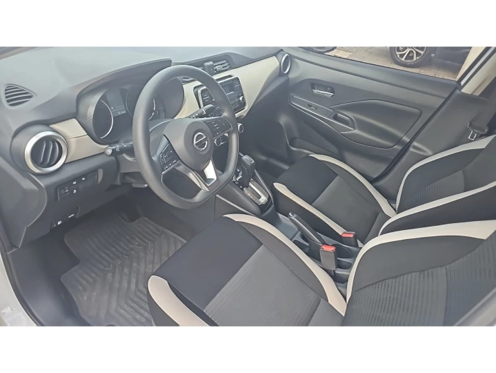 VERSA 1.6 16V FLEX SENSE XTRONIC