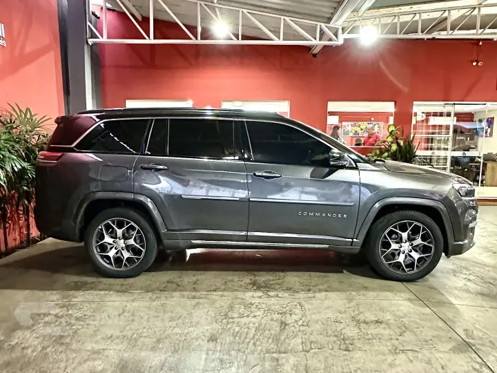 COMMANDER 1.3 T270 TURBO FLEX OVERLAND AT6