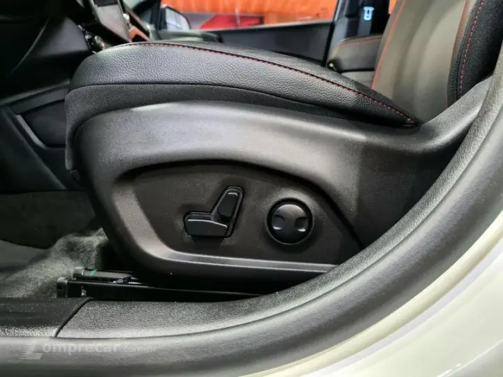 TORO ULTRA 1.3 16V 4X2 TB FLEX AUT.