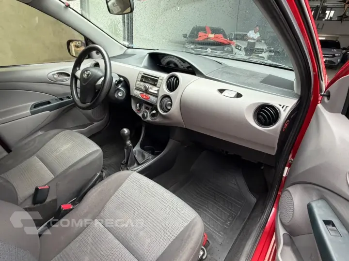 ETIOS XS  1.3 Flex 16V 5p Mec.