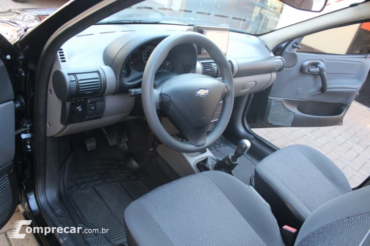 Classic Sedan 1.0 4P VHCE FLEX LS