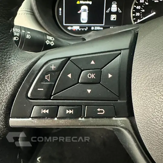 VERSA Exclusive 1.6 16V Flex Aut.