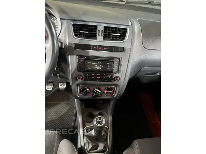 CROSSFOX 1.6 MI 8V FLEX 4P MANUAL