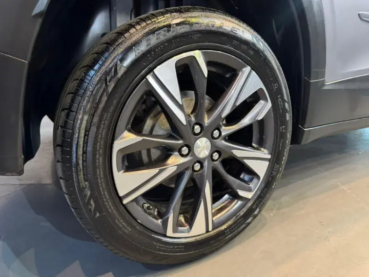 TRACKER Premier 1.2 Turbo 12V Flex Aut.