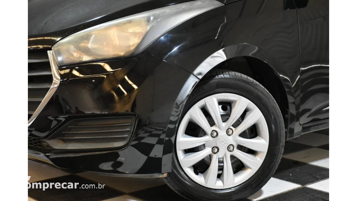 HB20 - 1.6 COMFORT PLUS 16V 4P MANUAL