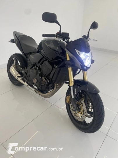 CB 600F - HORNET