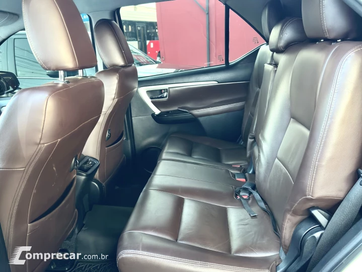HILUX SW4 2.7 SR 4X2 16V FLEX 4P AUTOMÁTICO
